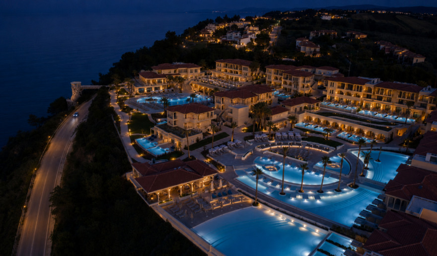 🇬🇷 ALEGE HOTEL MERAVIA – LEONARDO LIMITED EDITION DIN HALKIDIKI PENTRU VACANTA TA IN GRECIA